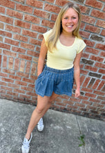 Load image into Gallery viewer, Sammie Pleated Shorts