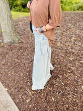 Load image into Gallery viewer, Callahan Denim Jeans