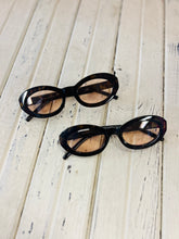 Load image into Gallery viewer, Hepburn Sunnies