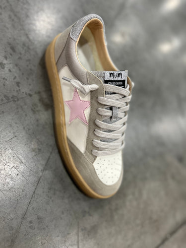 Avery Pink Star Sneakers