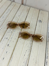 Load image into Gallery viewer, Hepburn Sunnies