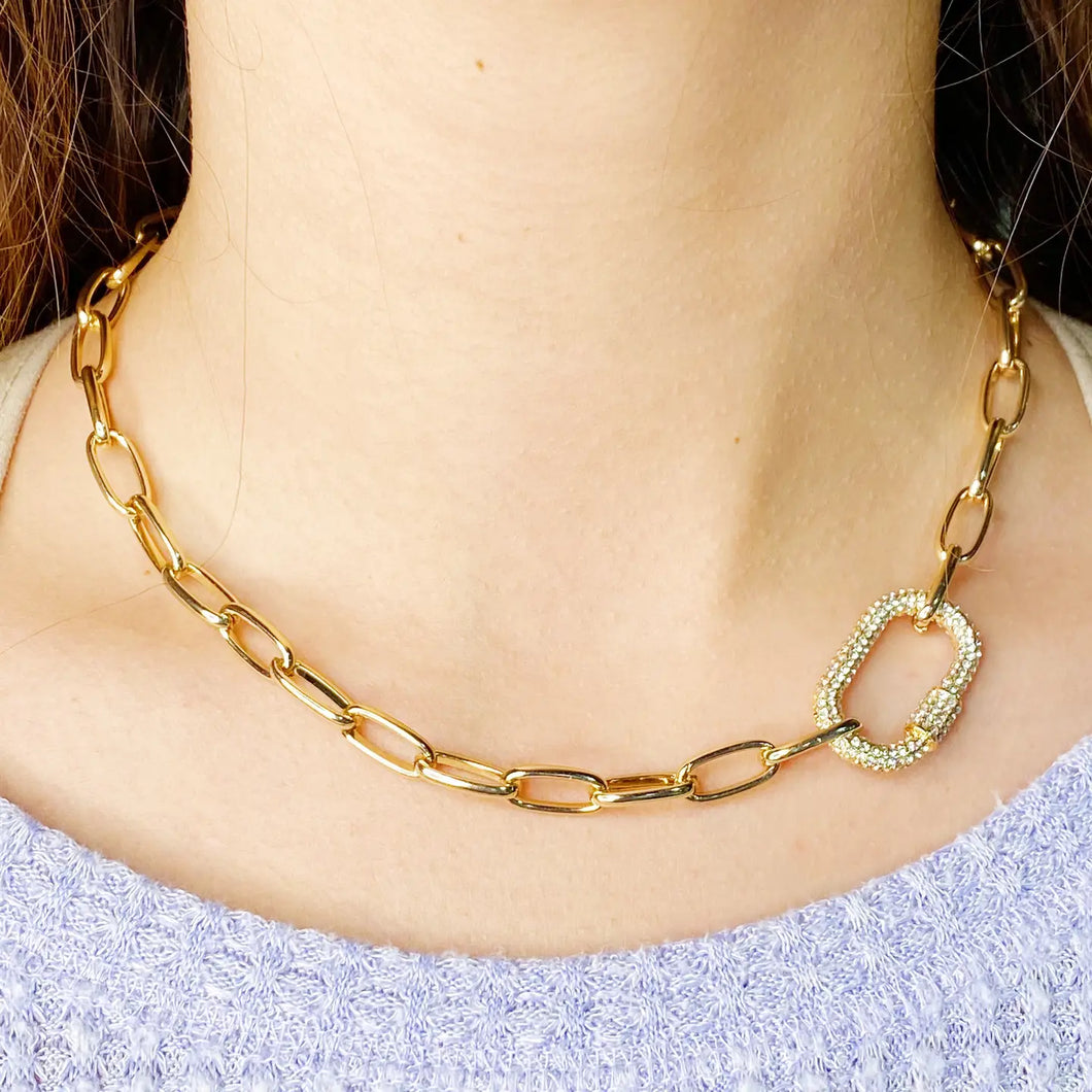Standout Link Rhinestone Necklace
