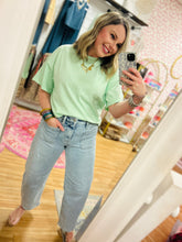 Load image into Gallery viewer, Superb High Rise Barrel Denim