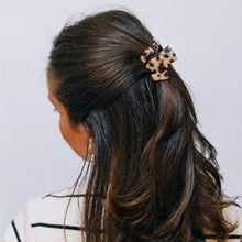 Load image into Gallery viewer, Teleties - Classic Blonde Tortoise Petite Claw Clip
